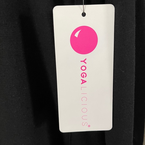 NWT Yogalicious black long sleeve shirt - Picture 3 of 6